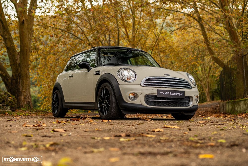 MINI 3 Portas Cooper D - 2