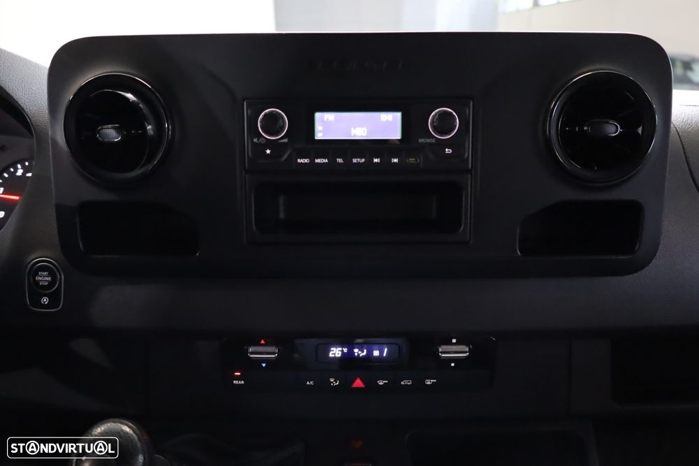 Mercedes-Benz Sprinter 315 CDI/43 Luxo (2+2+2+3) - 29