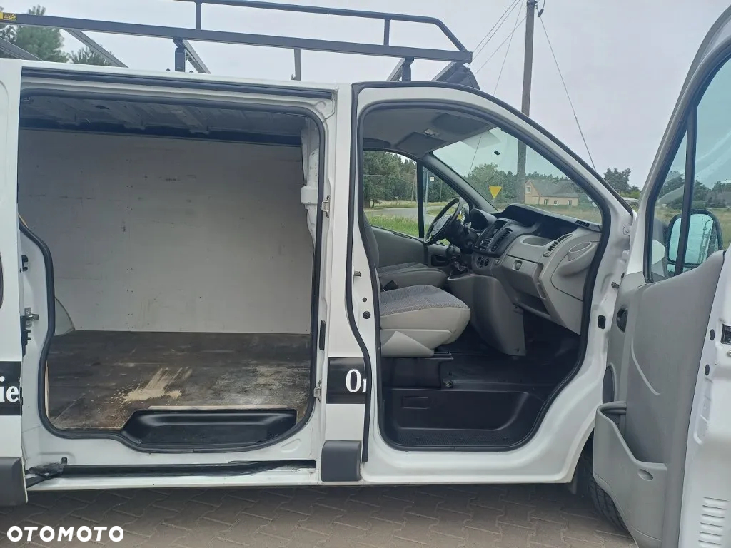 Renault Trafic - 9