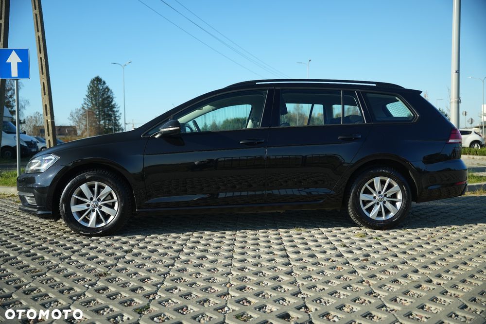 Volkswagen Golf - 4