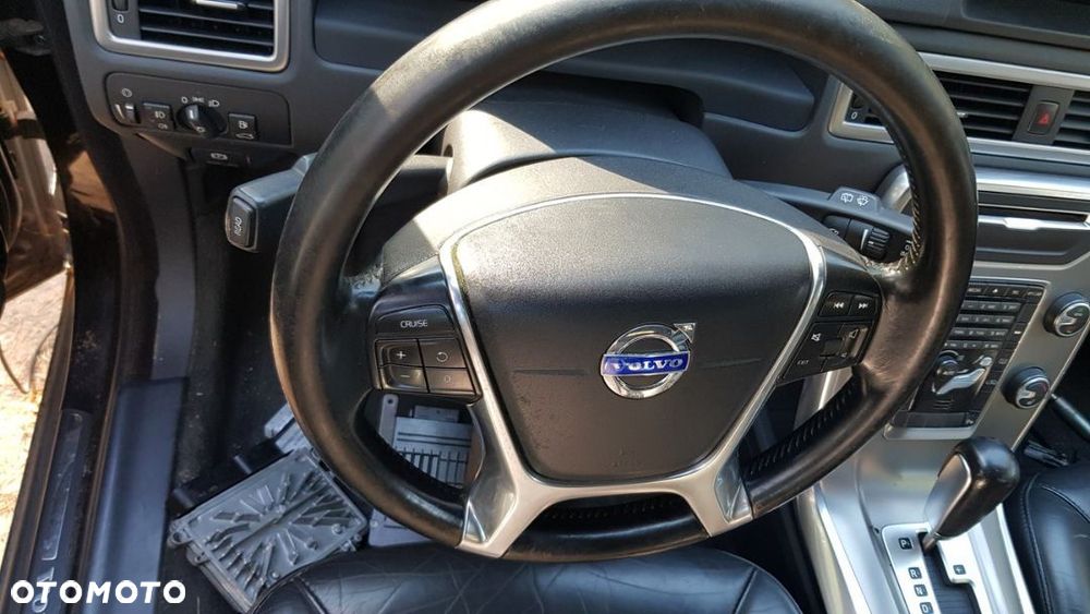 KIEROWNICA SKÓRA VOLVO S80 V70 III 2.5T AUTOMAT EUROPA - 1