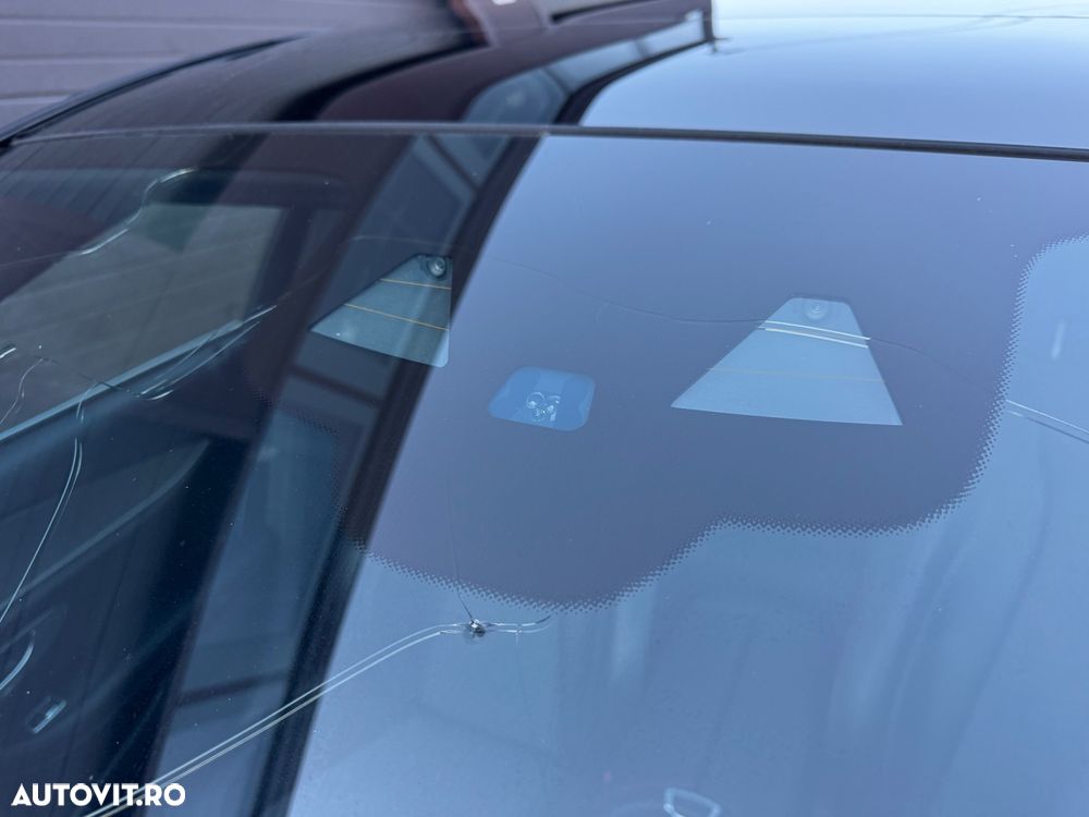 Mercedes-Benz E 220 d 9G-TRONIC - 32
