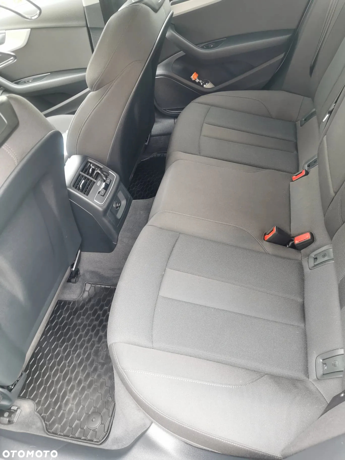 Audi A4 35 TDI S tronic - 5