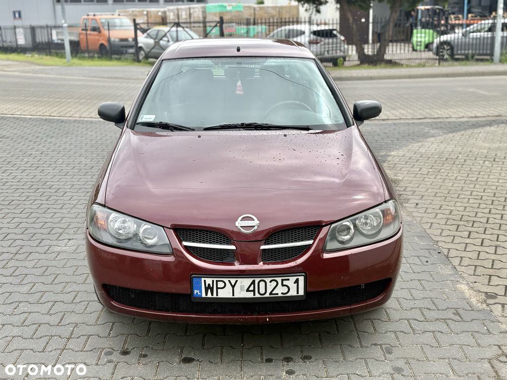 Nissan Almera - 2