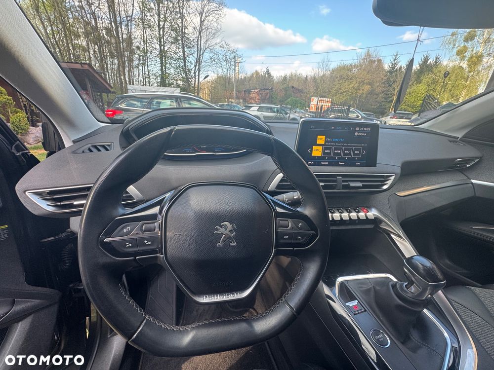 Peugeot 5008 PureTech 130 Allure - 30