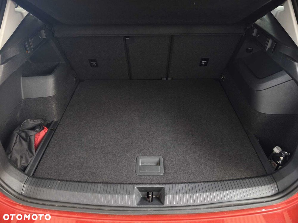 Volkswagen Tiguan - 38