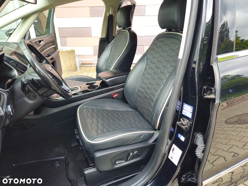 Ford S-Max 2.0 TDCi 4WD Vignale PowerShift - 29