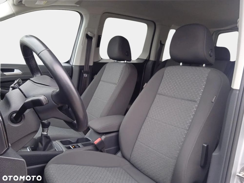 Ford Tourneo Connect 2.0 EcoBlue Titanium - 32