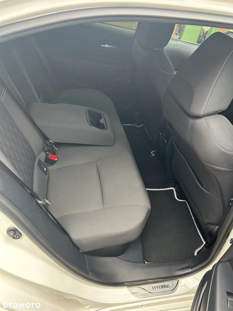 Toyota Corolla 1.8 Hybrid Comfort - 8