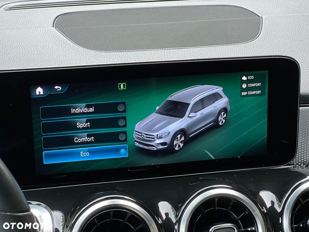 Mercedes-Benz GLB 200 Style 7G-DCT - 30