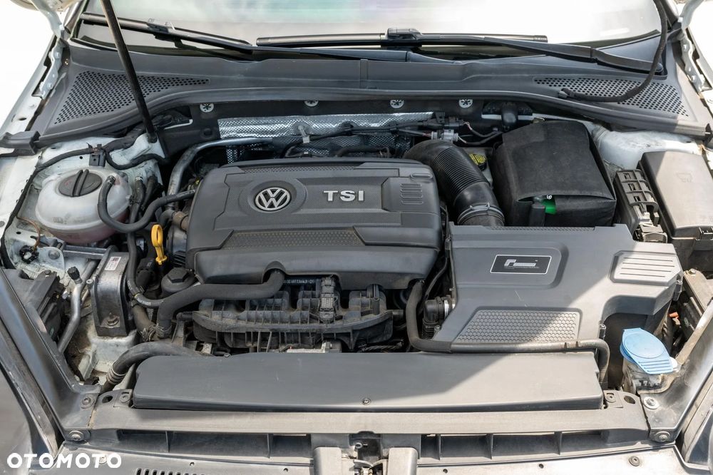 Volkswagen Golf GTI Performance BlueMotion Technology DSG - 22