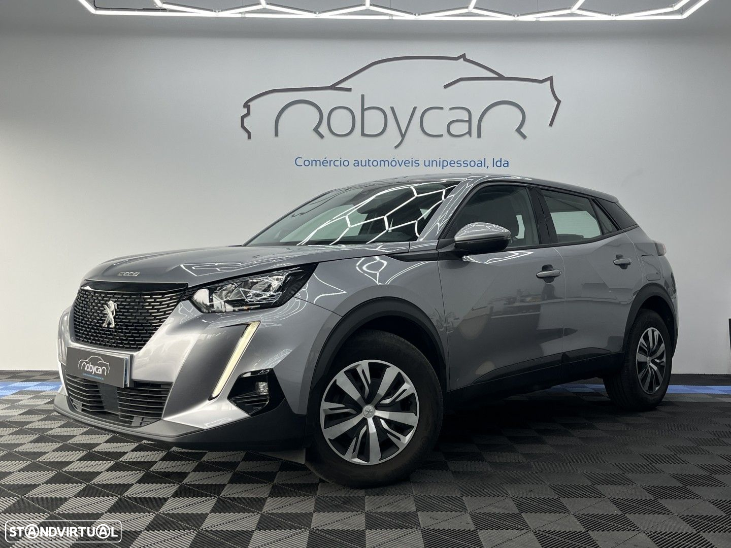 Peugeot 2008 1.2 PureTech Active Pack - 2