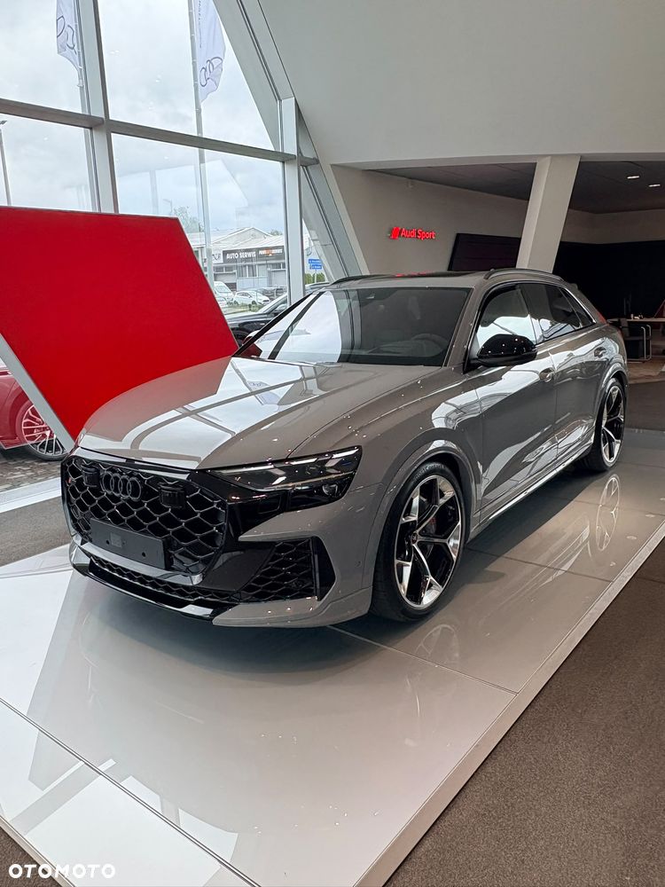 Audi RS Q8 - 3