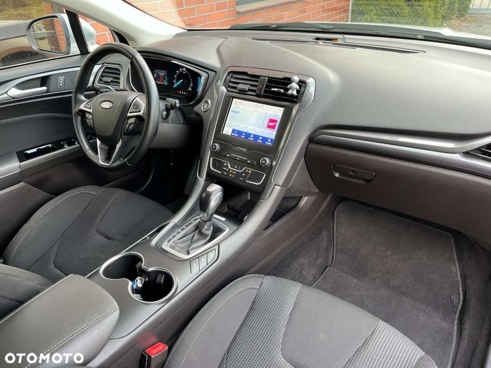 Ford Mondeo - 7