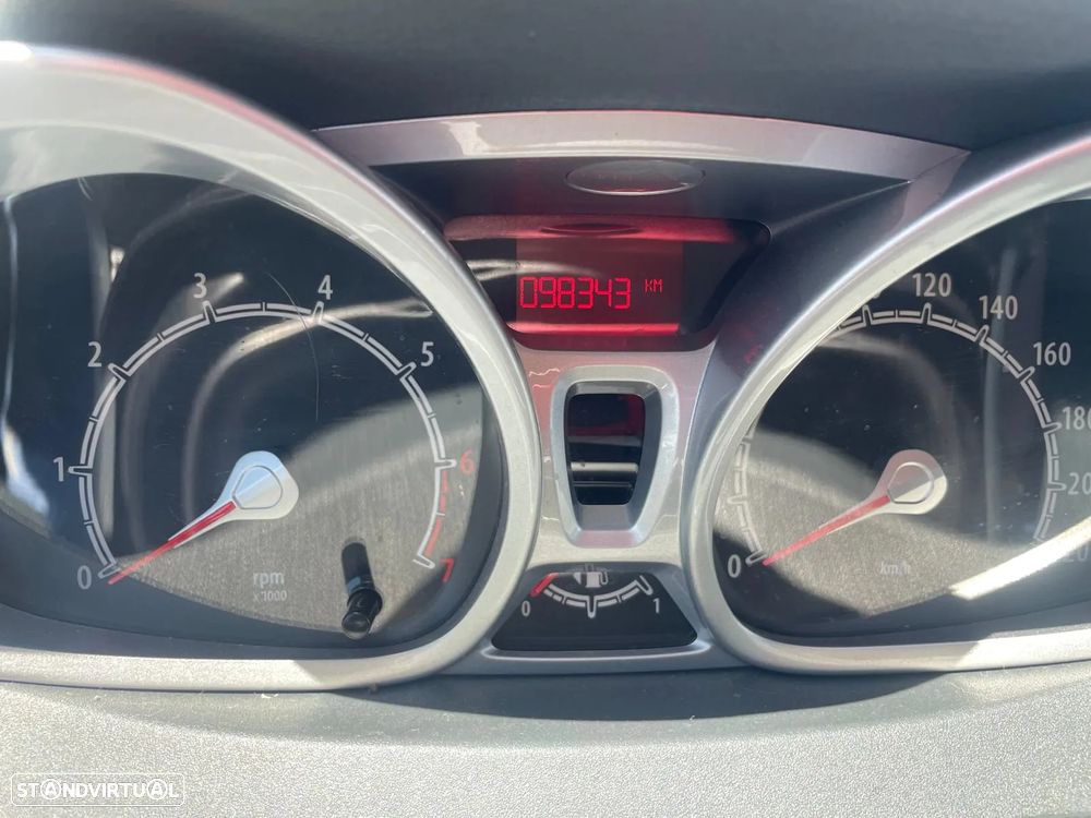 Ford Fiesta 1.25 Titanium - 5