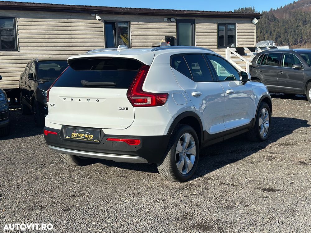 Volvo XC 40 D3 AWD Momentum - 4