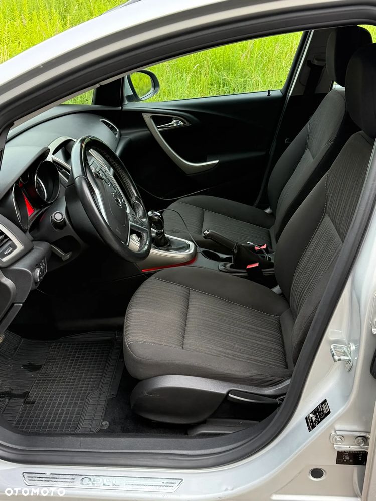 Opel Astra 1.4 Sport - 12