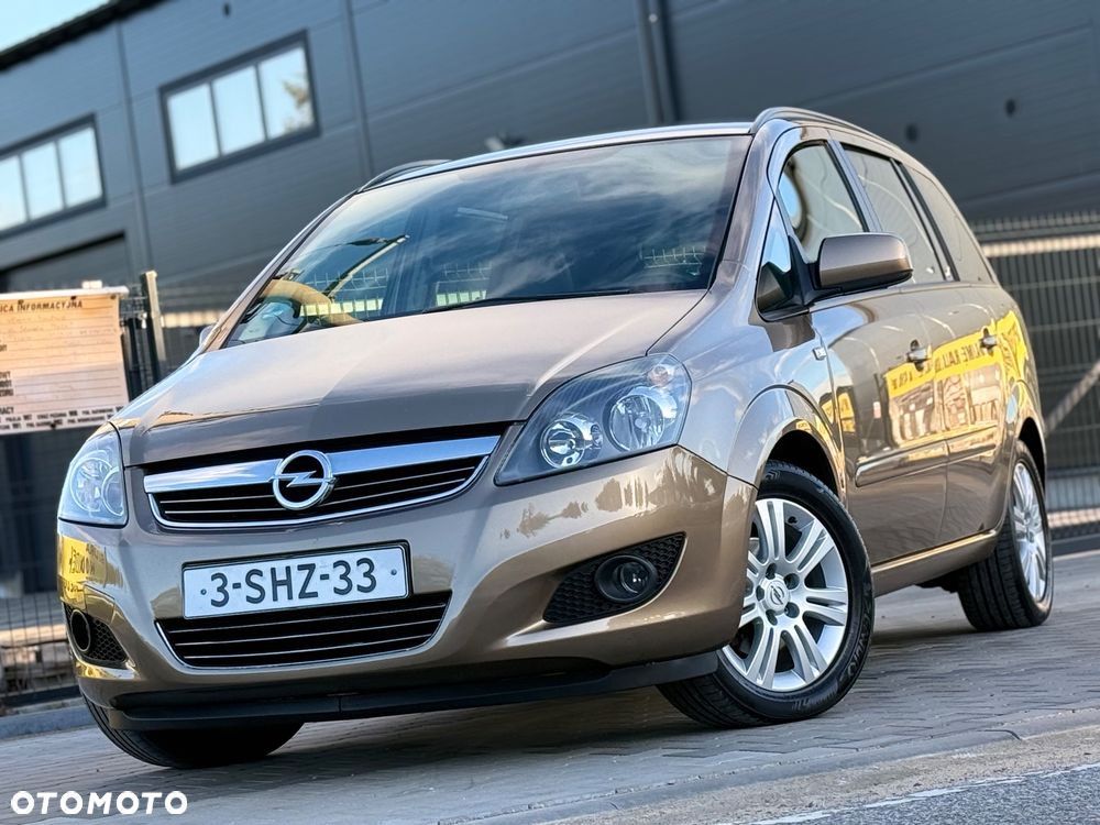 Opel Zafira - 1