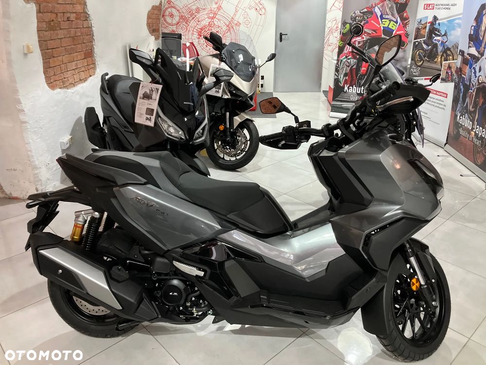 Honda ADV350 - 3
