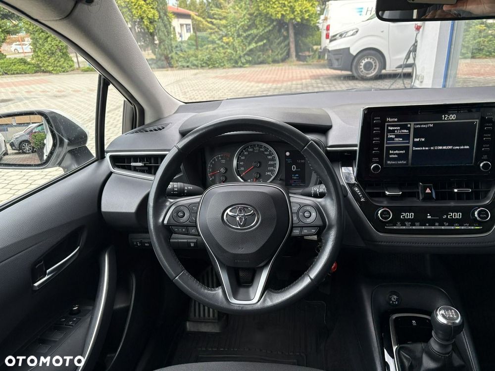 Toyota Corolla - 21
