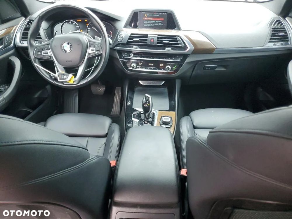 BMW X3 xDrive30i GPF Luxury Line sport - 7