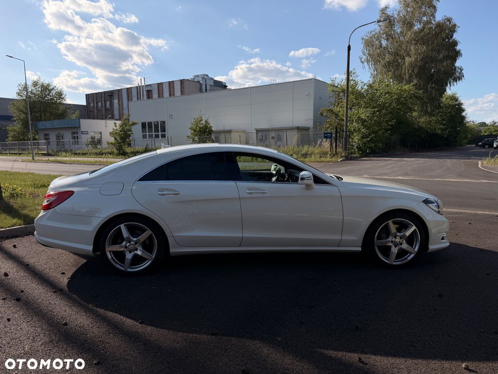 Mercedes-Benz CLS 350 BlueEFFICIENCY - 5