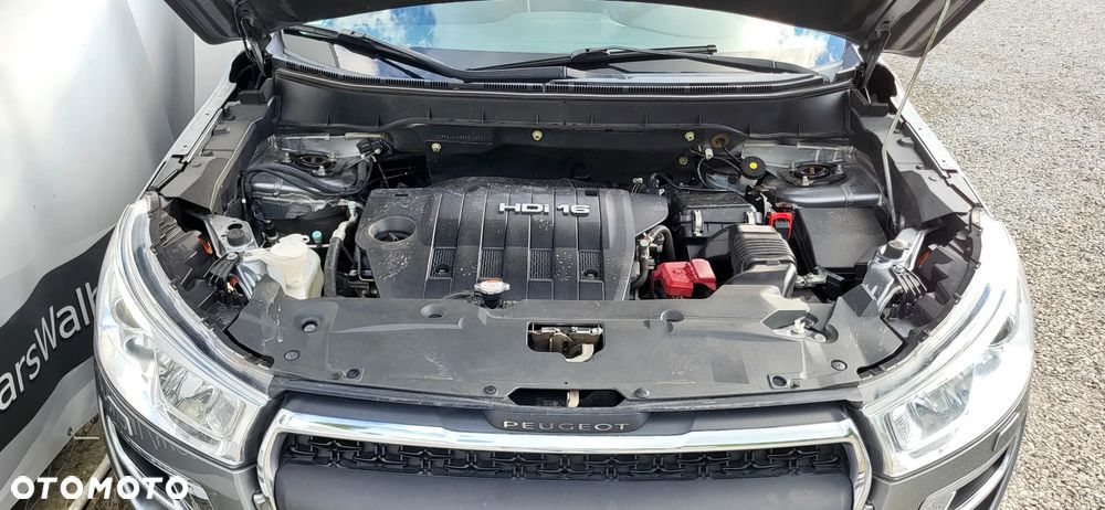 Peugeot 4008 - 25