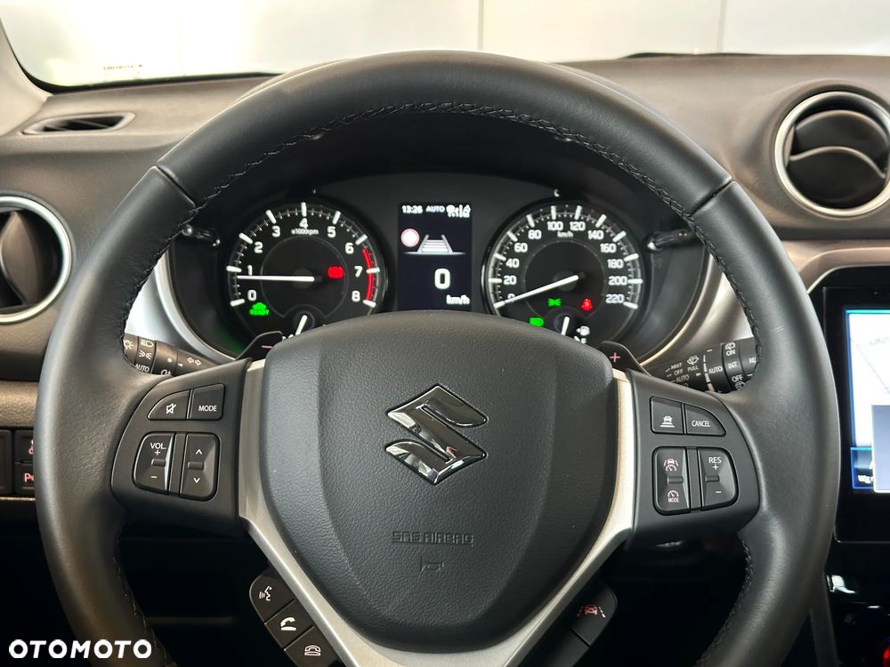 Suzuki Vitara 1.5 DualJet Hybrid Premium Plus 4WD AGS - 23