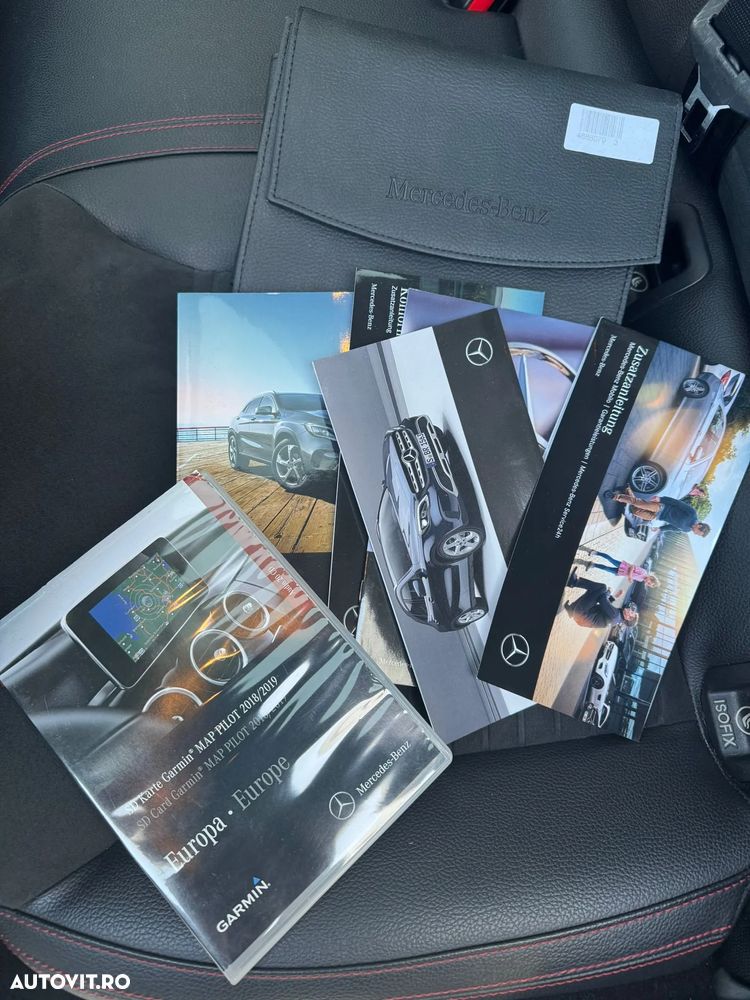 Mercedes-Benz GLA - 8