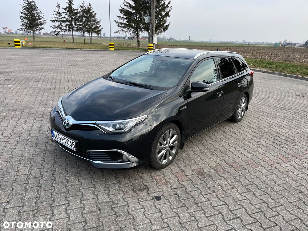 Toyota Auris ver-hybrid-135-prestige - 1
