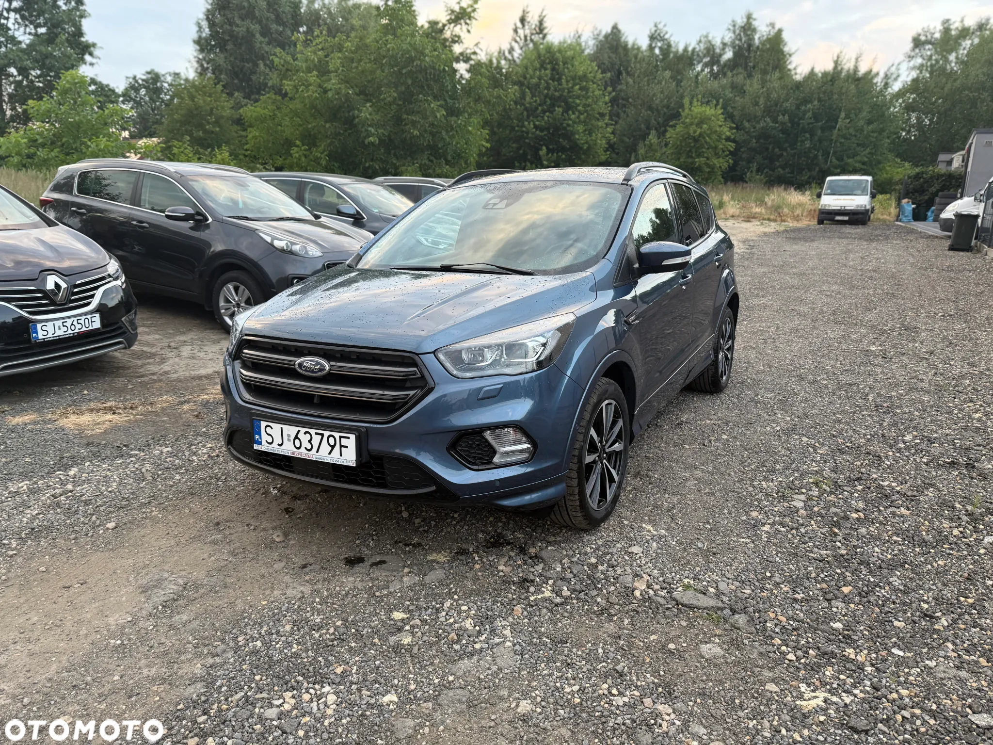 Ford Kuga 1.5 EcoBoost 2x4 ST-Line - 2