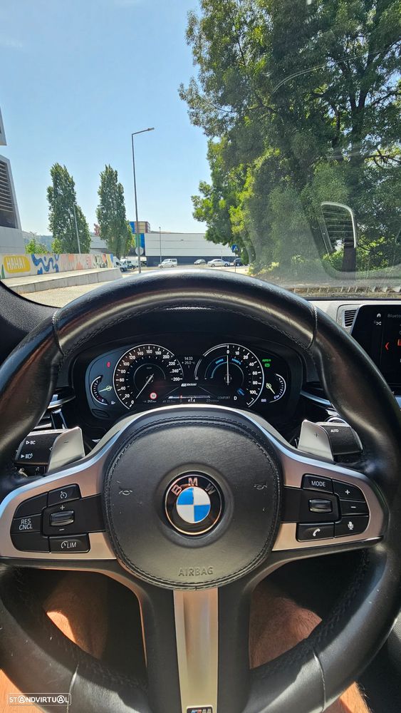 BMW 530 e iPerformance Pack M - 27