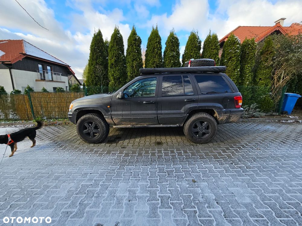 Jeep Grand Cherokee - 9