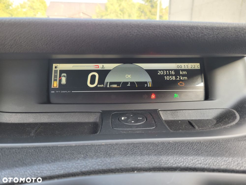 Renault Grand Scenic - 1