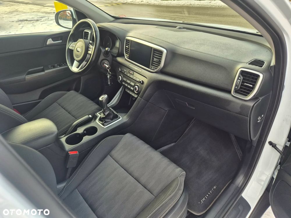 Kia Sportage 1.6 GDI Business Line 2WD - 19