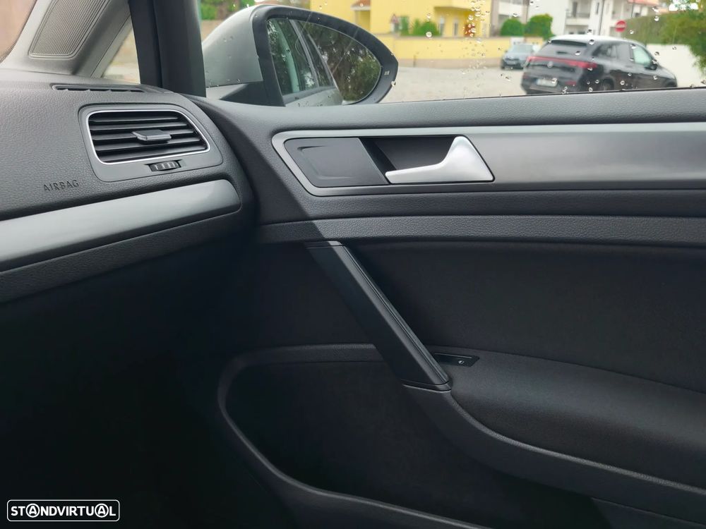 VW Golf Variant - 10