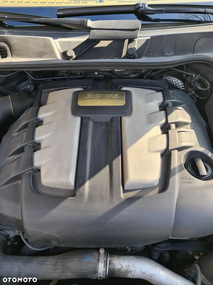 Porsche Cayenne - 18