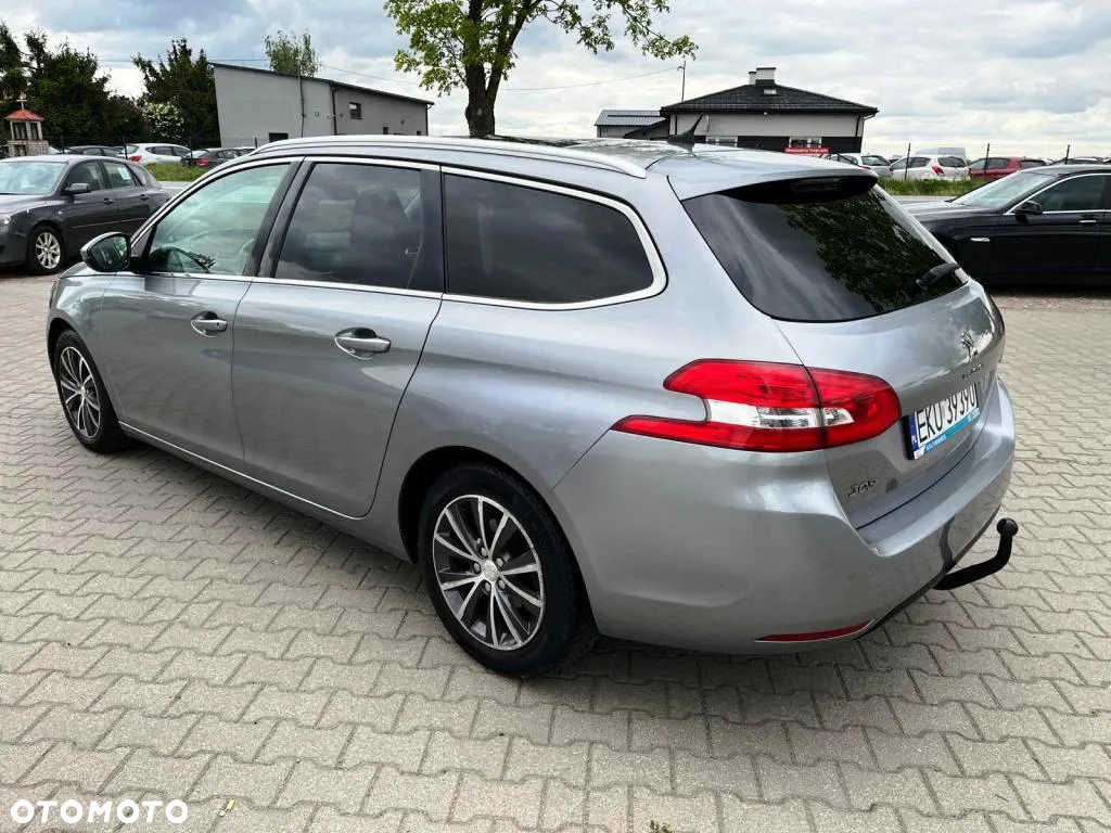 Peugeot 308 SW 1.6 e-HDi Allure S&S - 13
