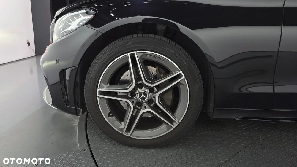 Mercedes-Benz Klasa C 220 d 9G-TRONIC AMG Line - 6