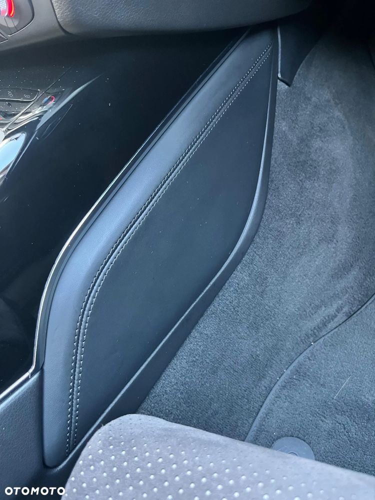 Audi A6 Avant 3.0 TDI Quattro S tronic - 23