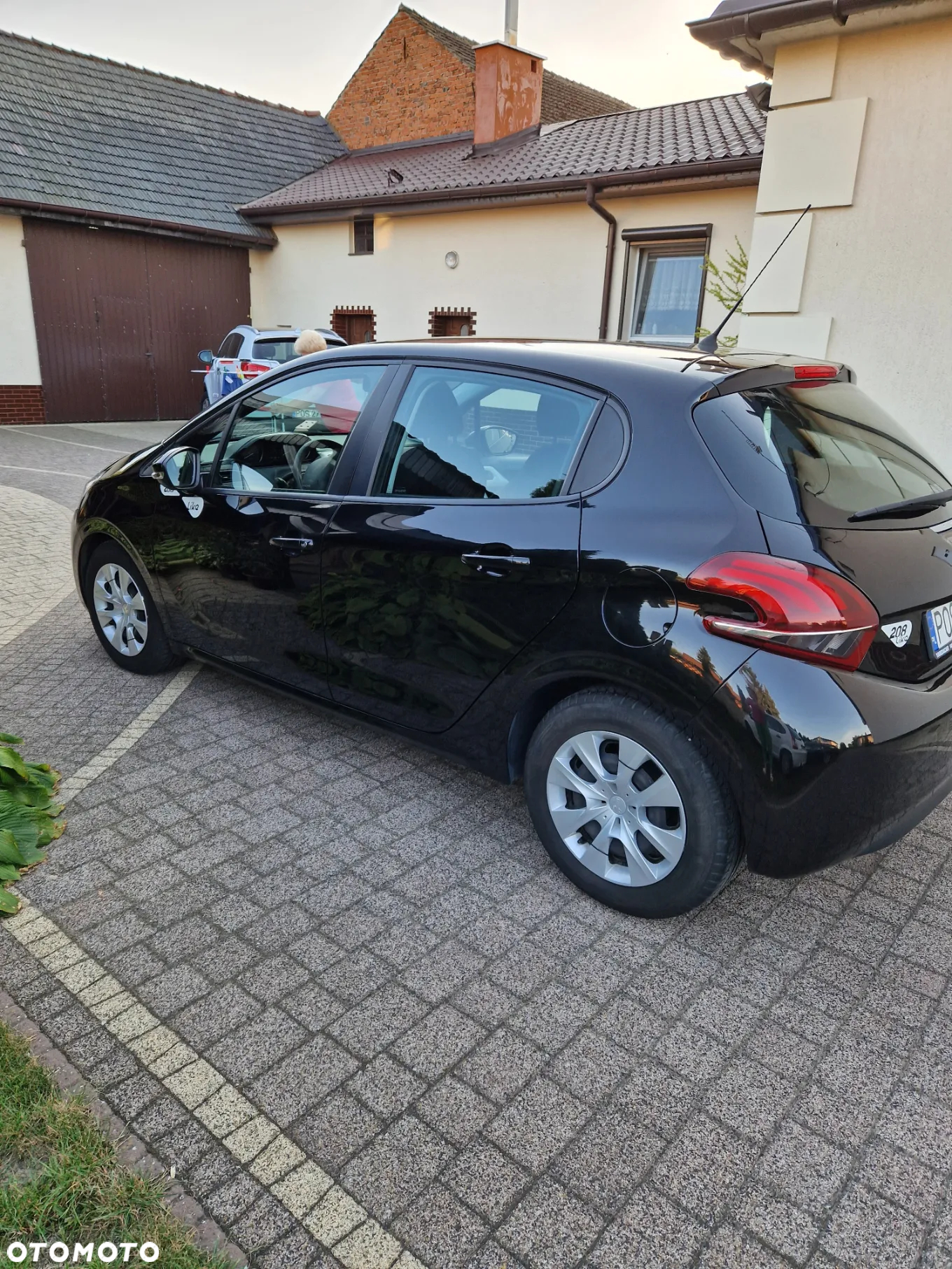 Peugeot 208 PureTech 68 Like - 4