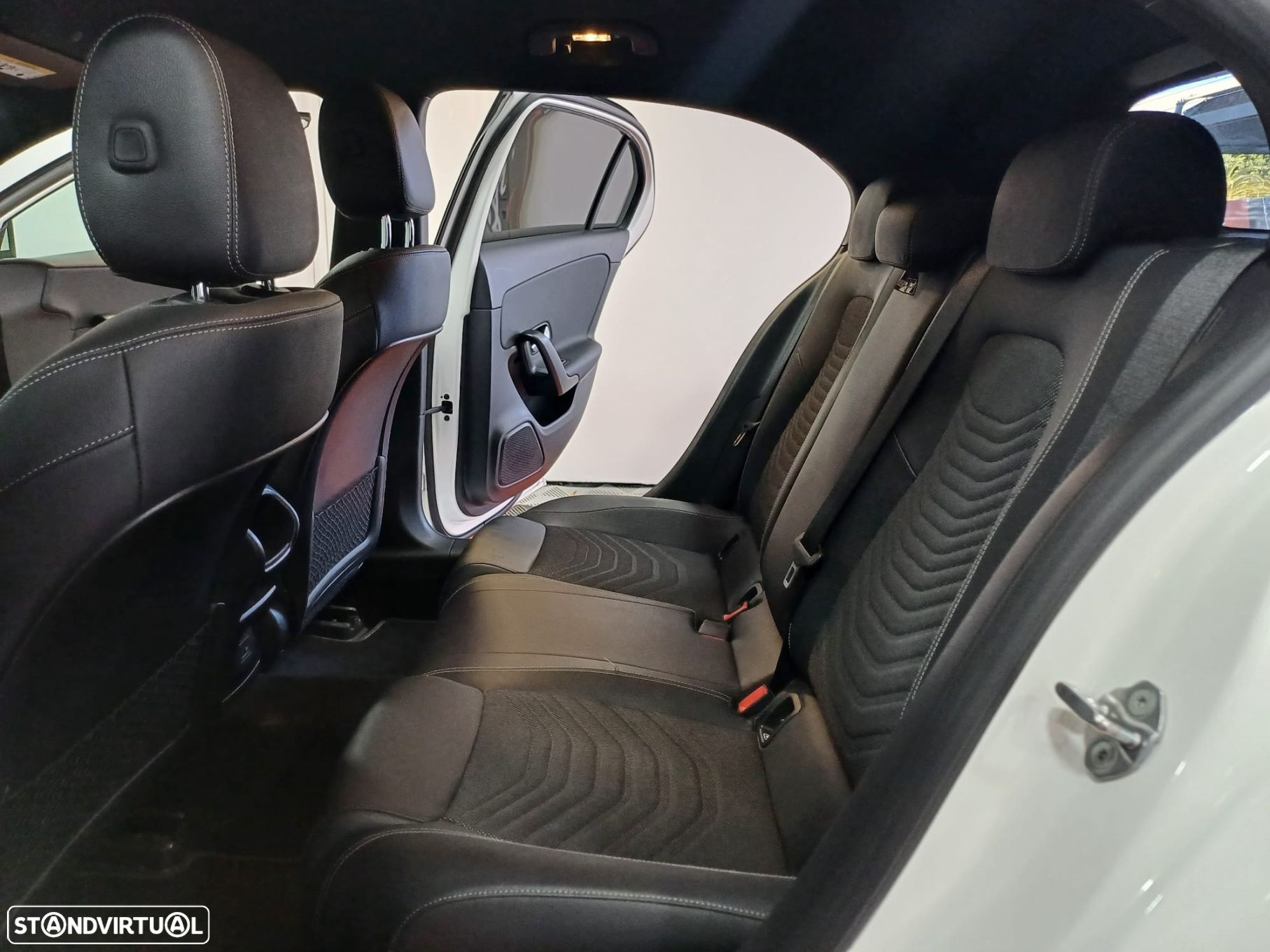 Mercedes-Benz A 180 - 13