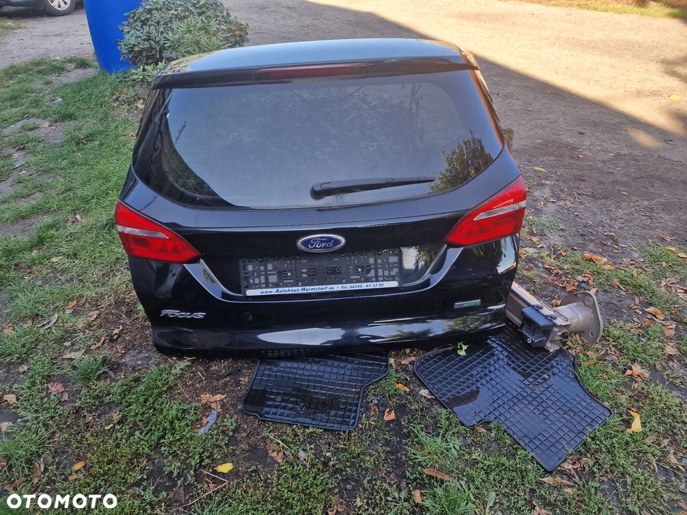 Klapa  tył  ford  Focus  Mk3  lift  w  kolorze  JF - 1