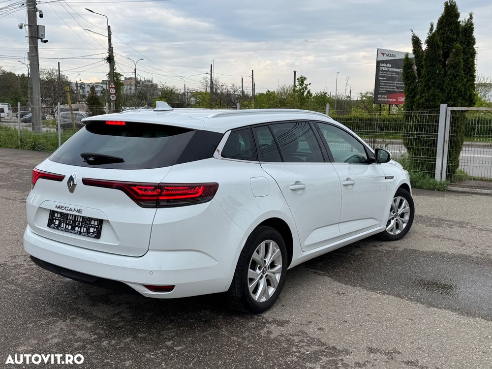 Renault Megane BLUE dCi 115 ZEN - 21
