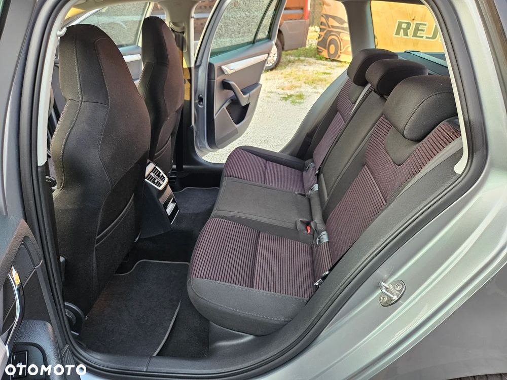 Skoda Octavia 1.6 TDI Joy DSG - 17