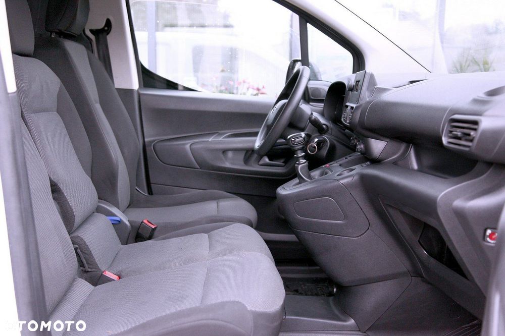 Toyota Proace City - 12