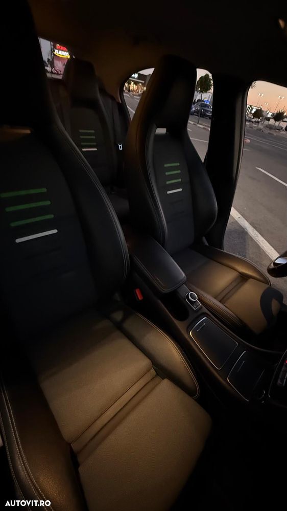 Mercedes-Benz A - 14