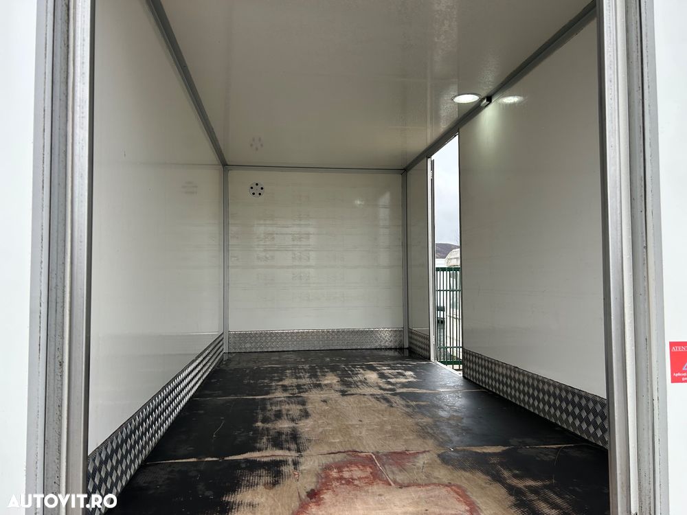 Renault Master BOX 4.8 m 10 EUROPALETI - 12