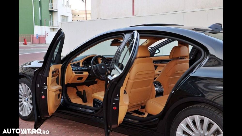 BMW Seria 7 730d - 19