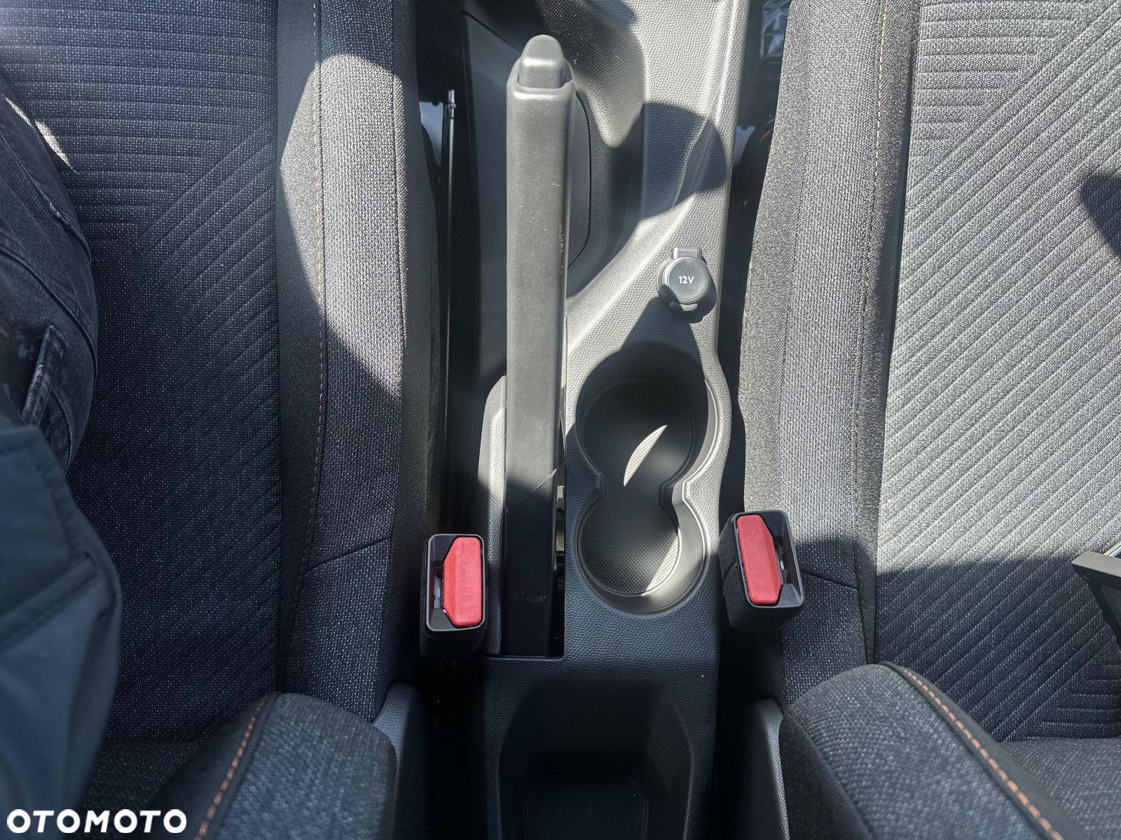 Peugeot 2008 - 16